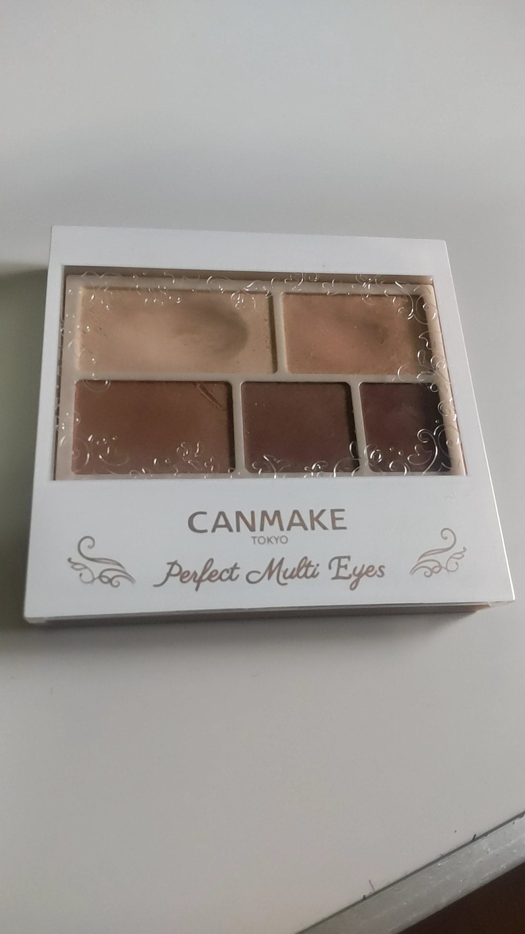 パーフェクトマルチアイズ/キャンメイク/アイシャドウパレットを使ったクチコミ(1枚目)