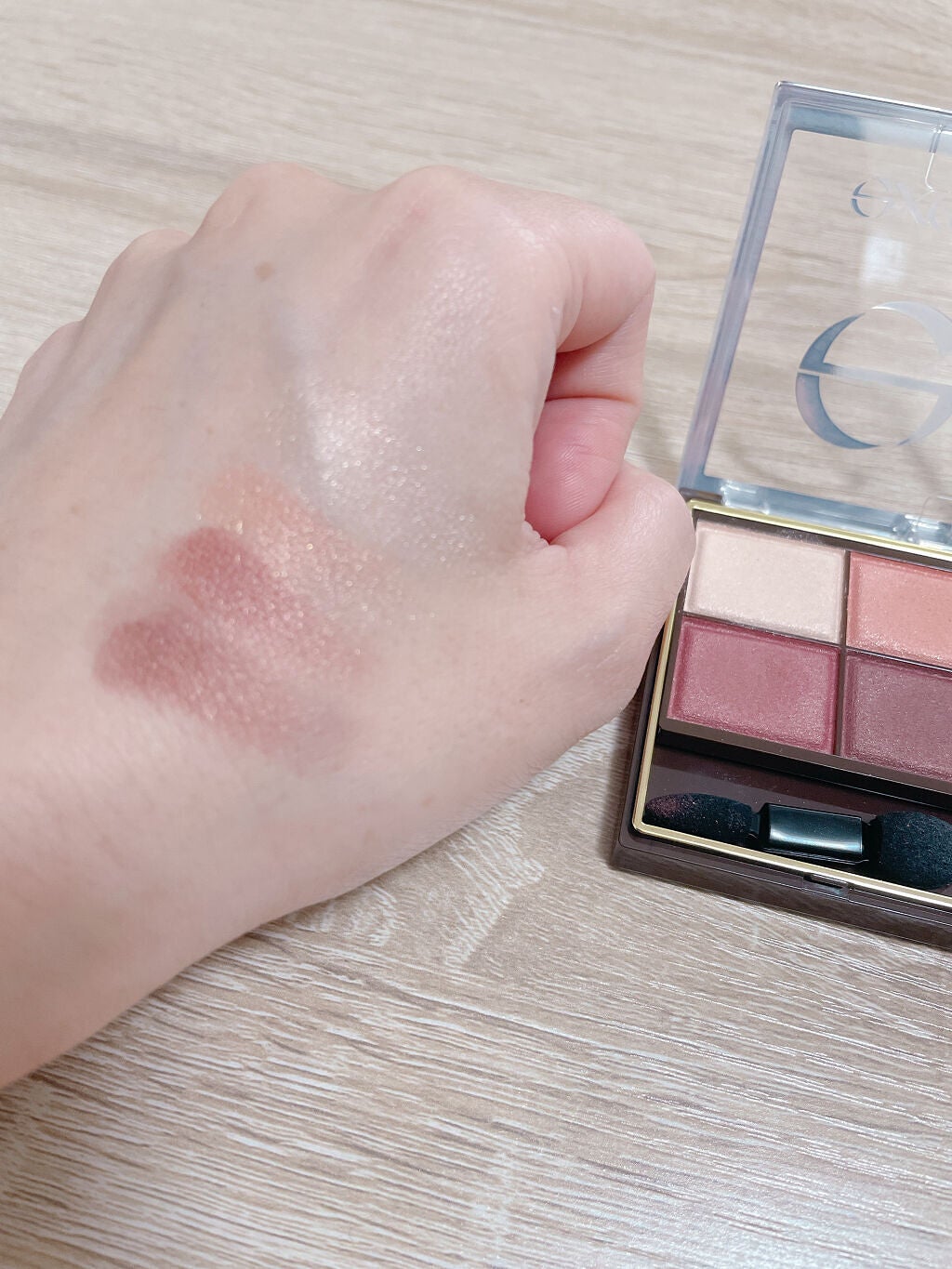 スキニーリッチシャドウ/excel/アイシャドウパレットを使ったクチコミ(3枚目)