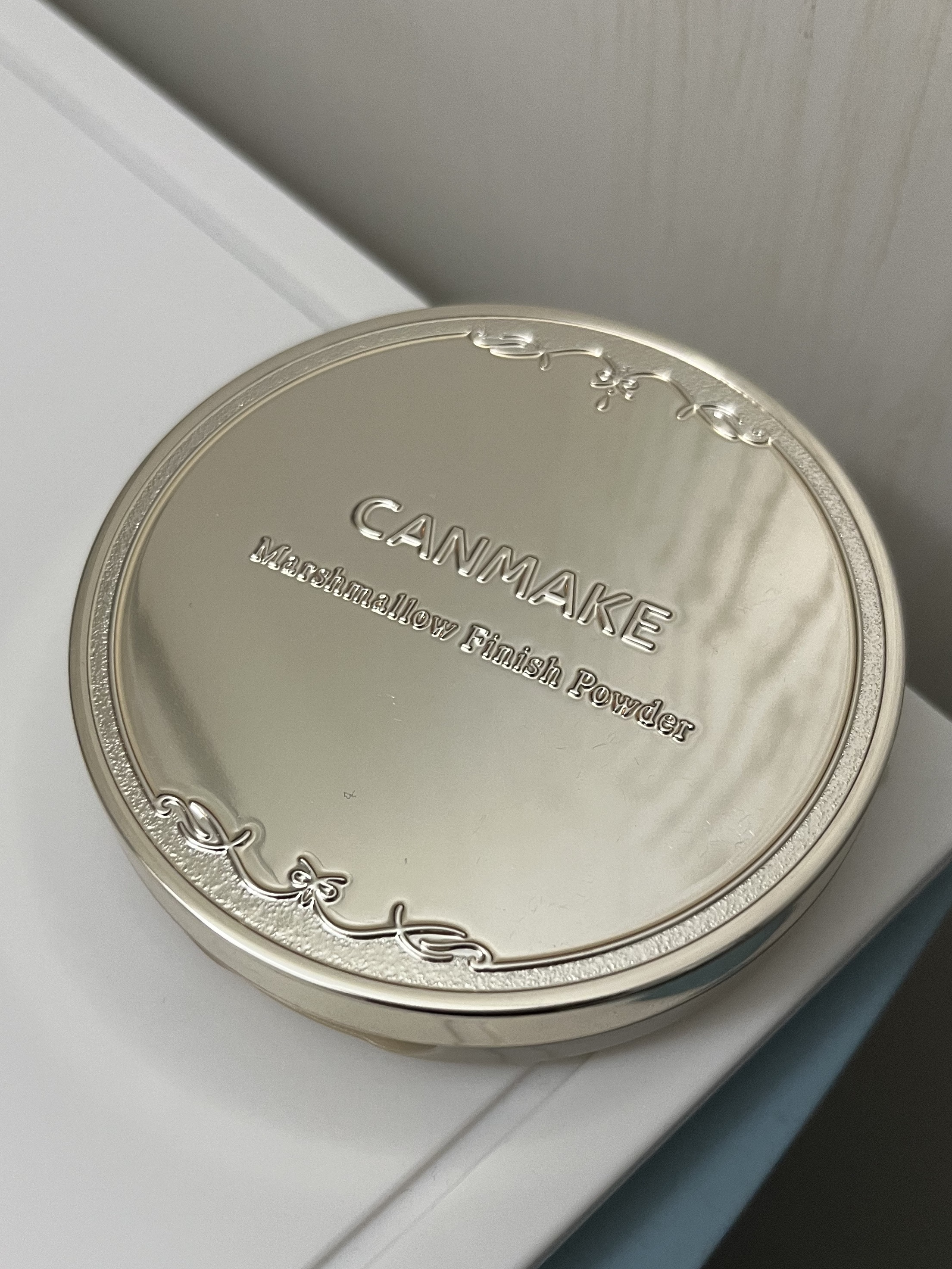 マシュマロフィニッシュパウダー ML マットライトオークル（旧パッケージ）/キャンメイク/プレストパウダーを使ったクチコミ（1枚目）