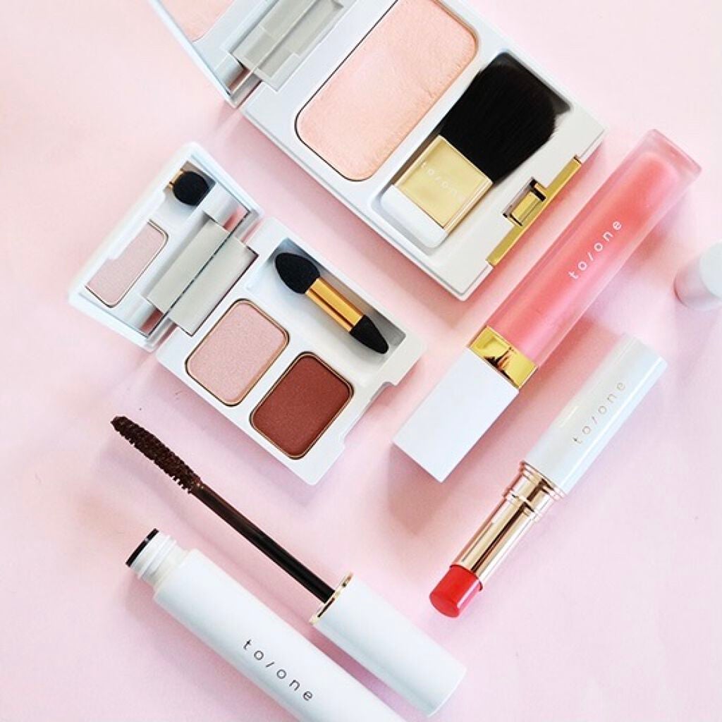 トーン ペタル エッセンス リップ/to/one/口紅を使ったクチコミ(1枚目)