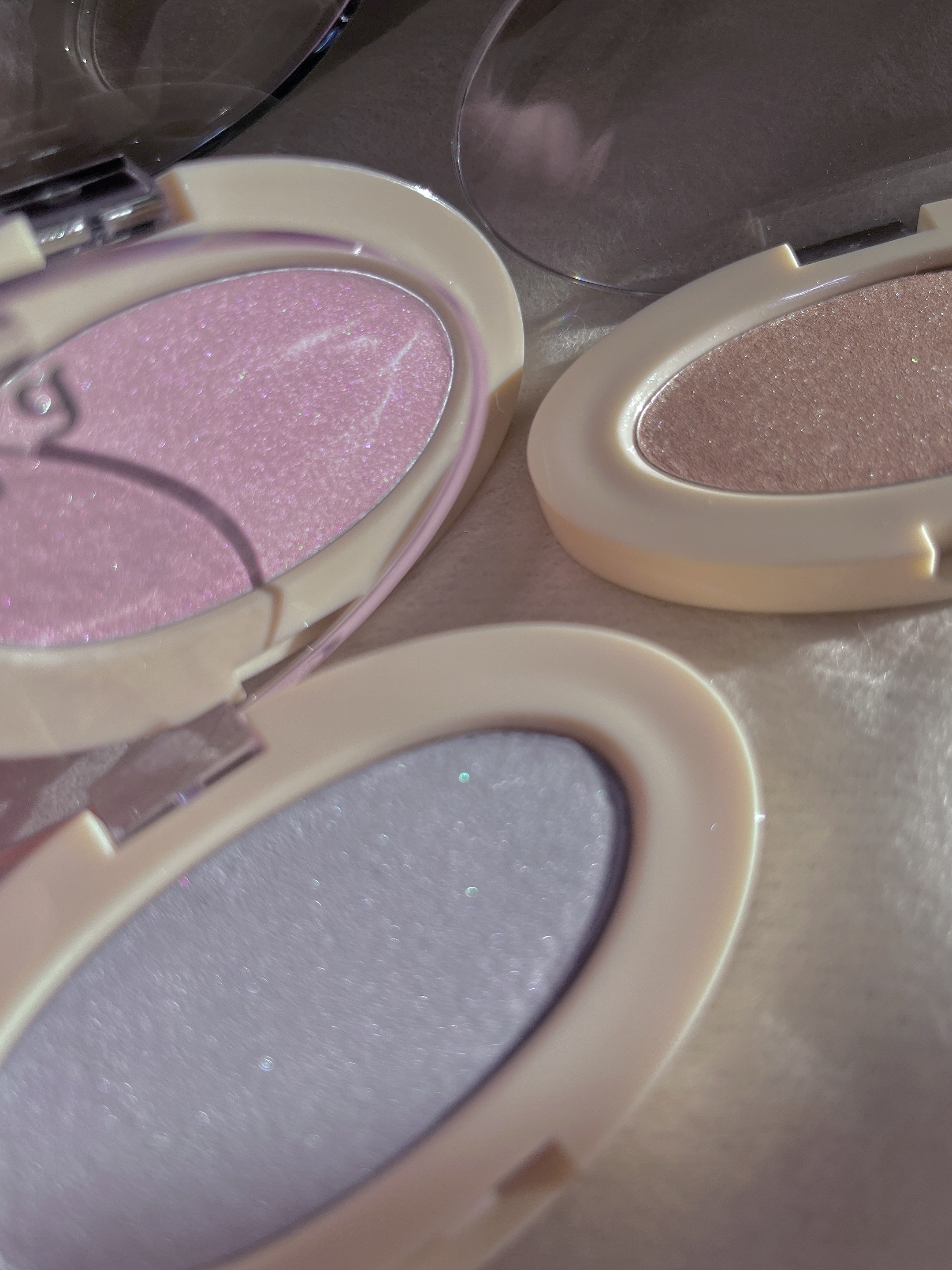 ドリームビームハイライター/Laka/パウダーハイライトを使ったクチコミ（3枚目）