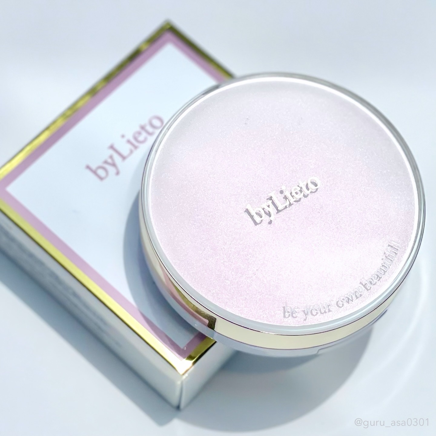 .
#PR #byLieto #バイリエット
商品提供 @bylieto_jp 様

6月にローンチしたばかりの
韓国コスメブランド🇰🇷

byLieto
◾︎ハイドラセッティングパウダー

プレストタイプのフェイスパウダー

パフでも