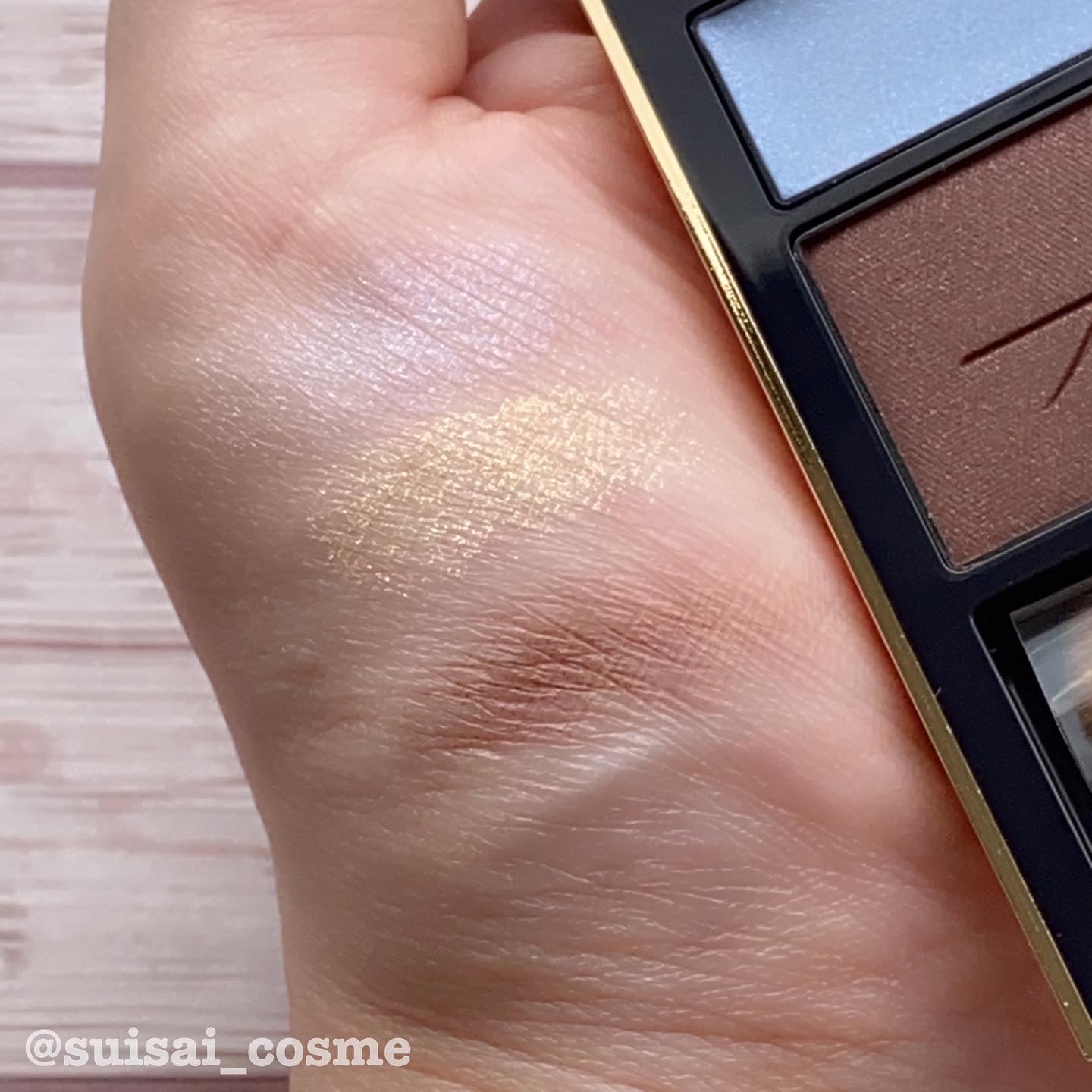 コンスピキュアス アイズ/Amplitude/アイシャドウパレットを使ったクチコミ（3枚目）