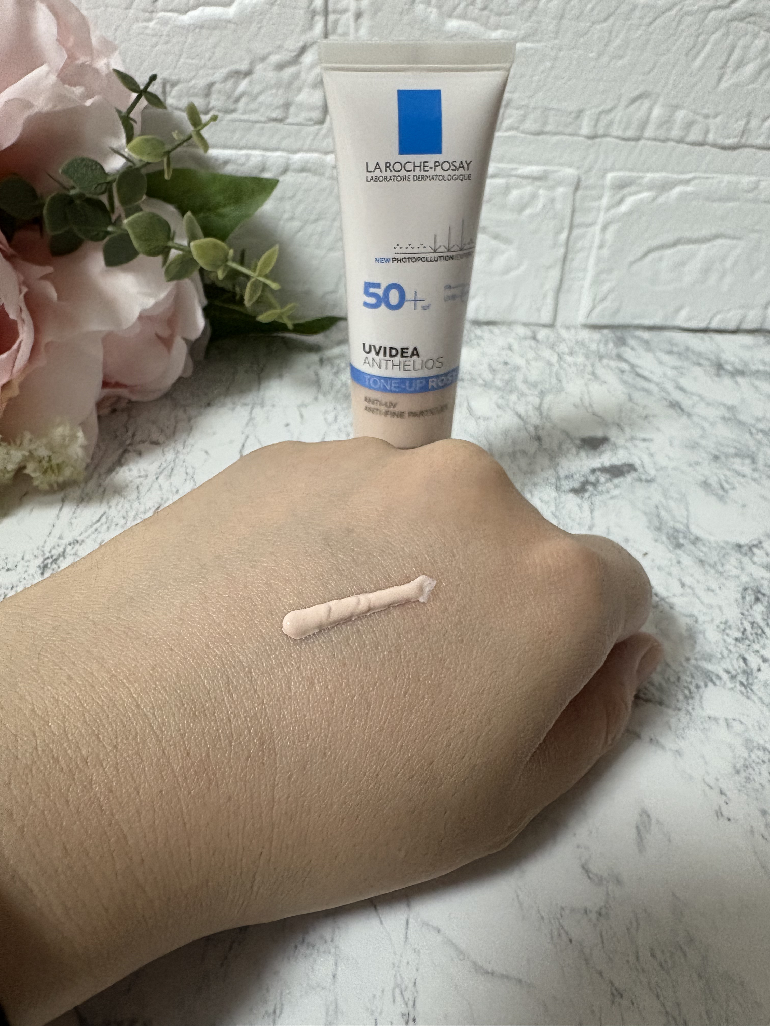 UVイデア XL プロテクショントーンアップ ローズ/ラ ロッシュ ポゼ/日焼け止めクリームを使ったクチコミ（3枚目）