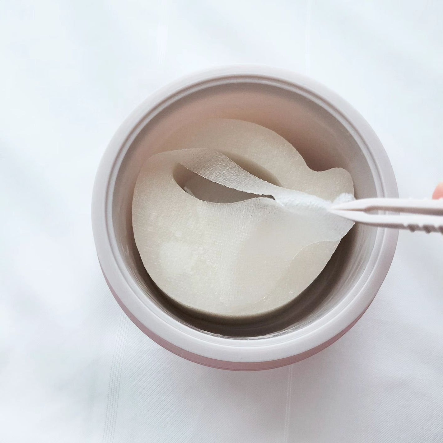 ビューティーアイズ エッセンスシート プレミアム プラス/AXXZIA/アイケア・アイクリームを使ったクチコミ(3枚目)