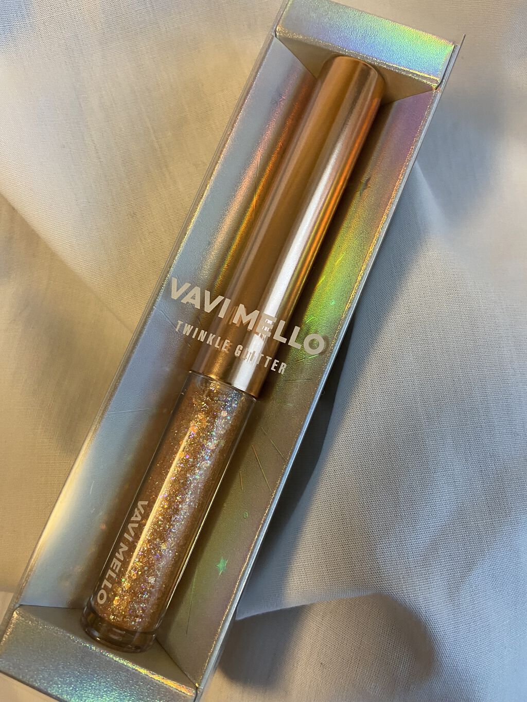 トゥインクルグリッター 04 ハニースター（グリッターパールタイプ） /VAVI MELLO/グリッターを使ったクチコミ（1枚目）