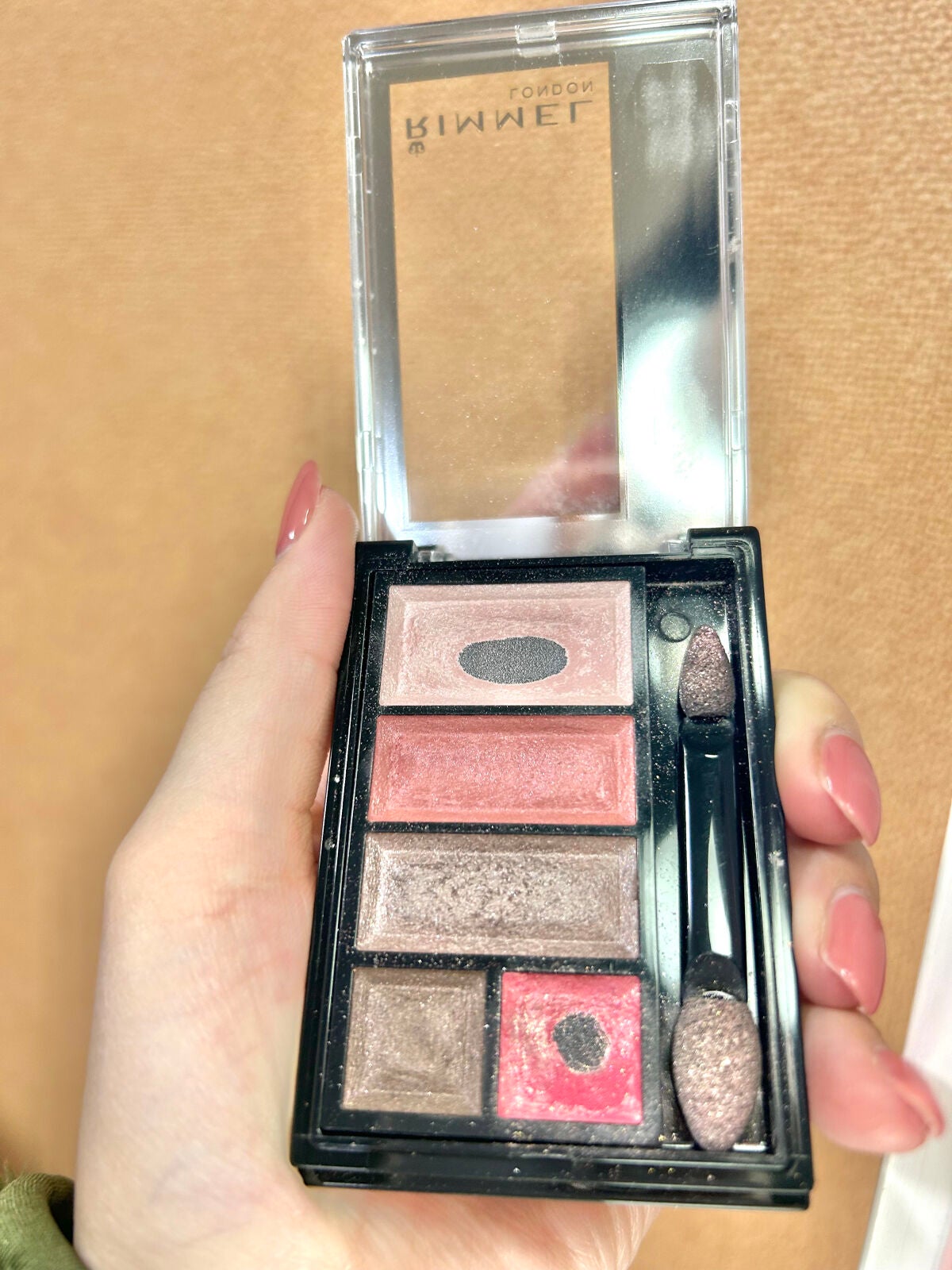 ショコラスウィート アイズ/リンメル ロンドン/アイシャドウパレットを使ったクチコミ(2枚目)