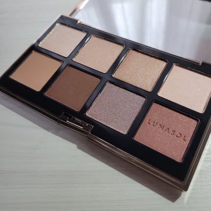 アイカラーレーション スペシャルエディション/LUNASOL/アイシャドウパレットを使ったクチコミ(1枚目)