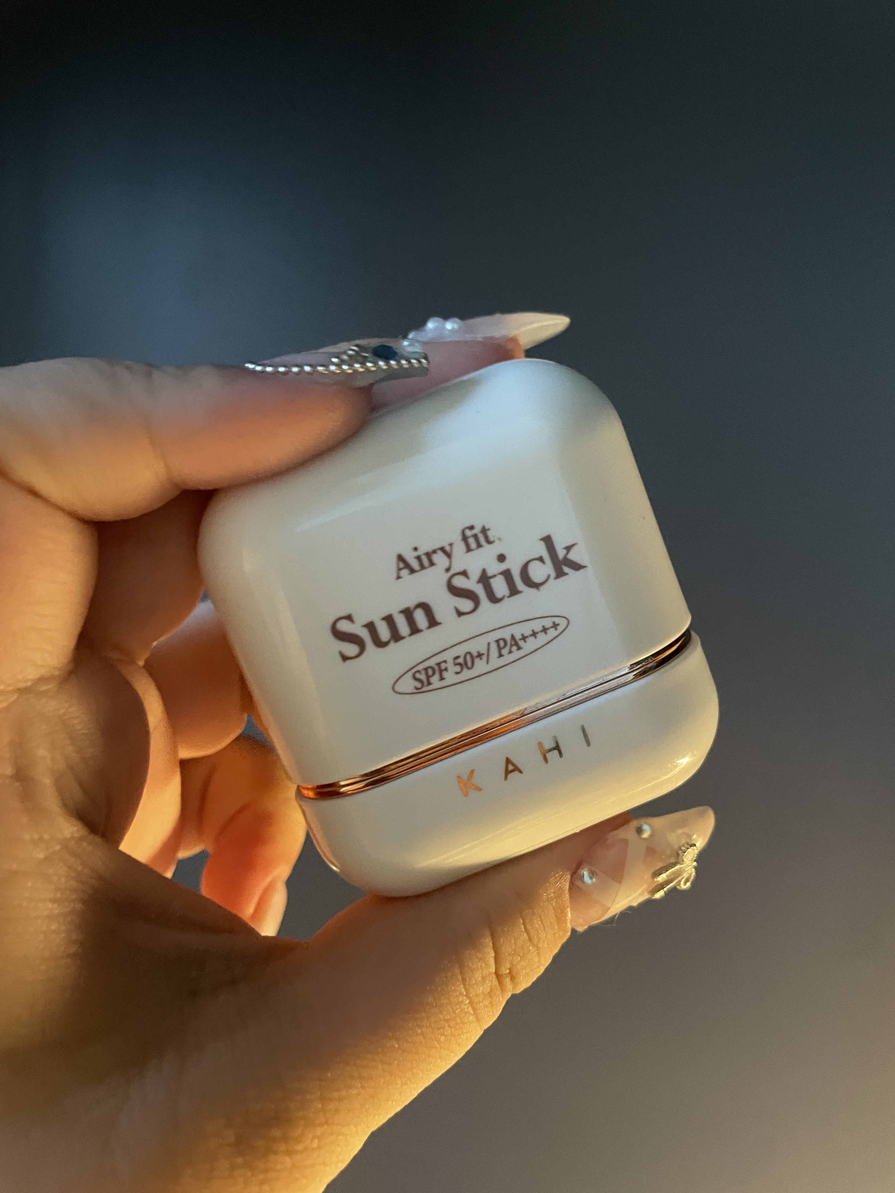 エアリーフィットサンスティック/KAHI/日焼け止めスティックを使ったクチコミ（1枚目）
