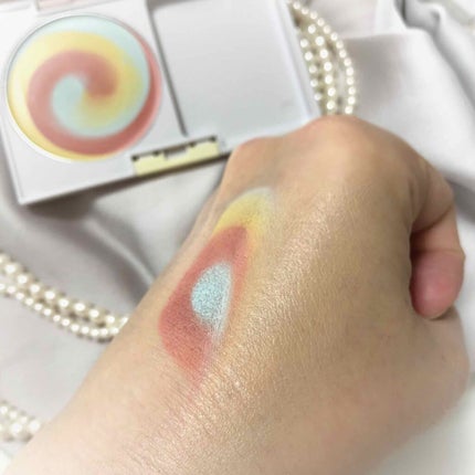 カラーブレンドグローファンデーション/ディエム クルール/クリーム・エマルジョンファンデーションを使ったクチコミ(5枚目)