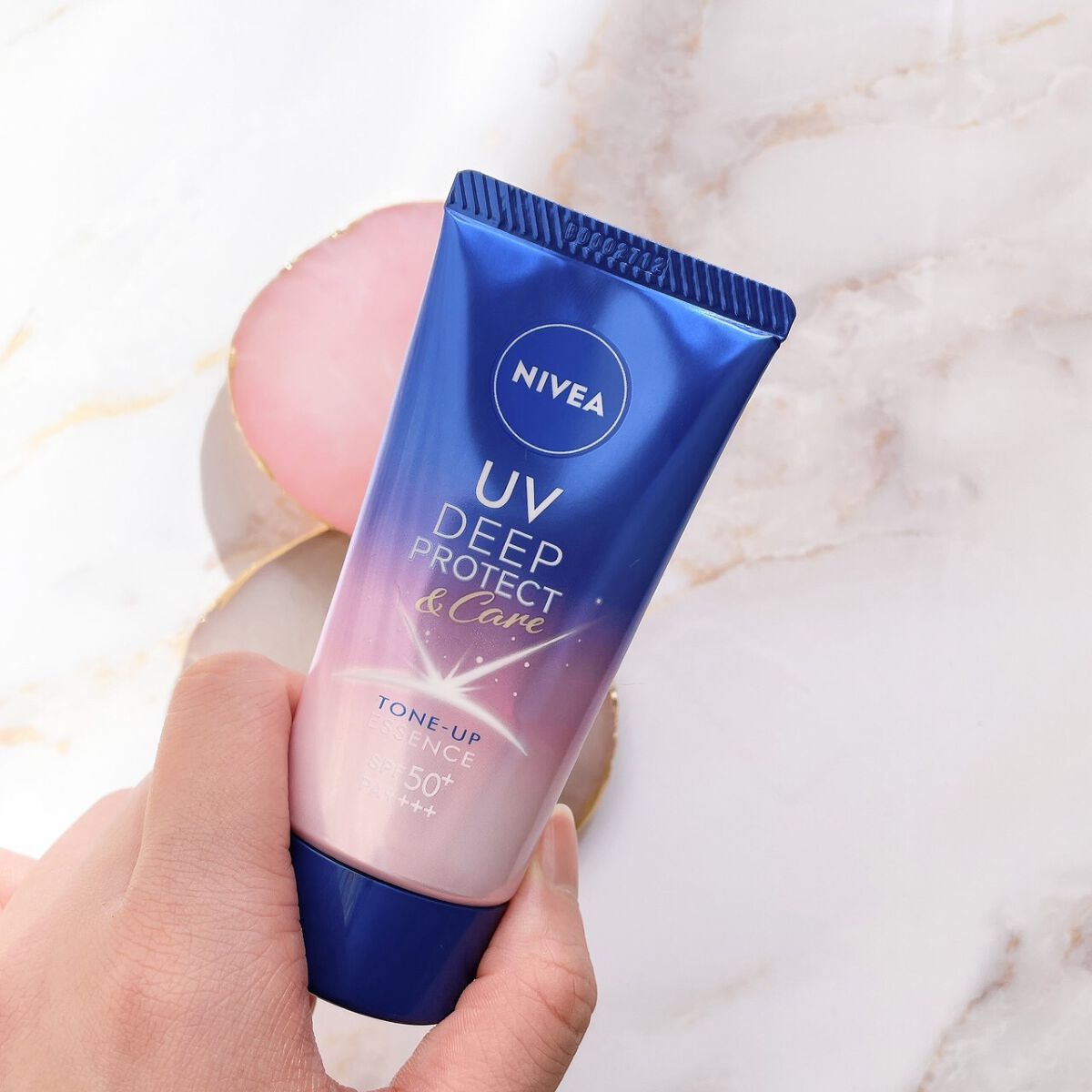 ニベアUV ディープ プロテクト＆ケア トーンアップ エッセンス/ニベア/日焼け止めローションを使ったクチコミ（2枚目）
