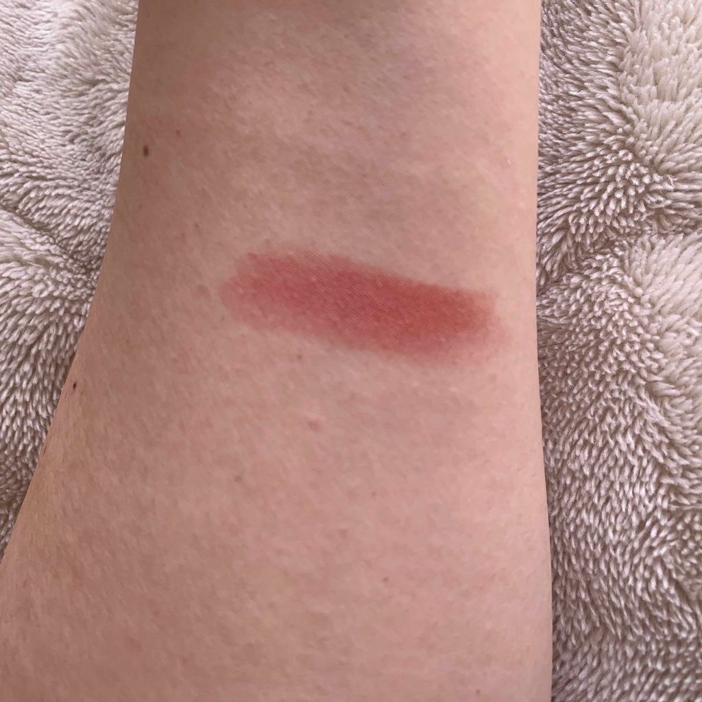 ラスティンググロスリップ/CEZANNE/口紅を使ったクチコミ(2枚目)