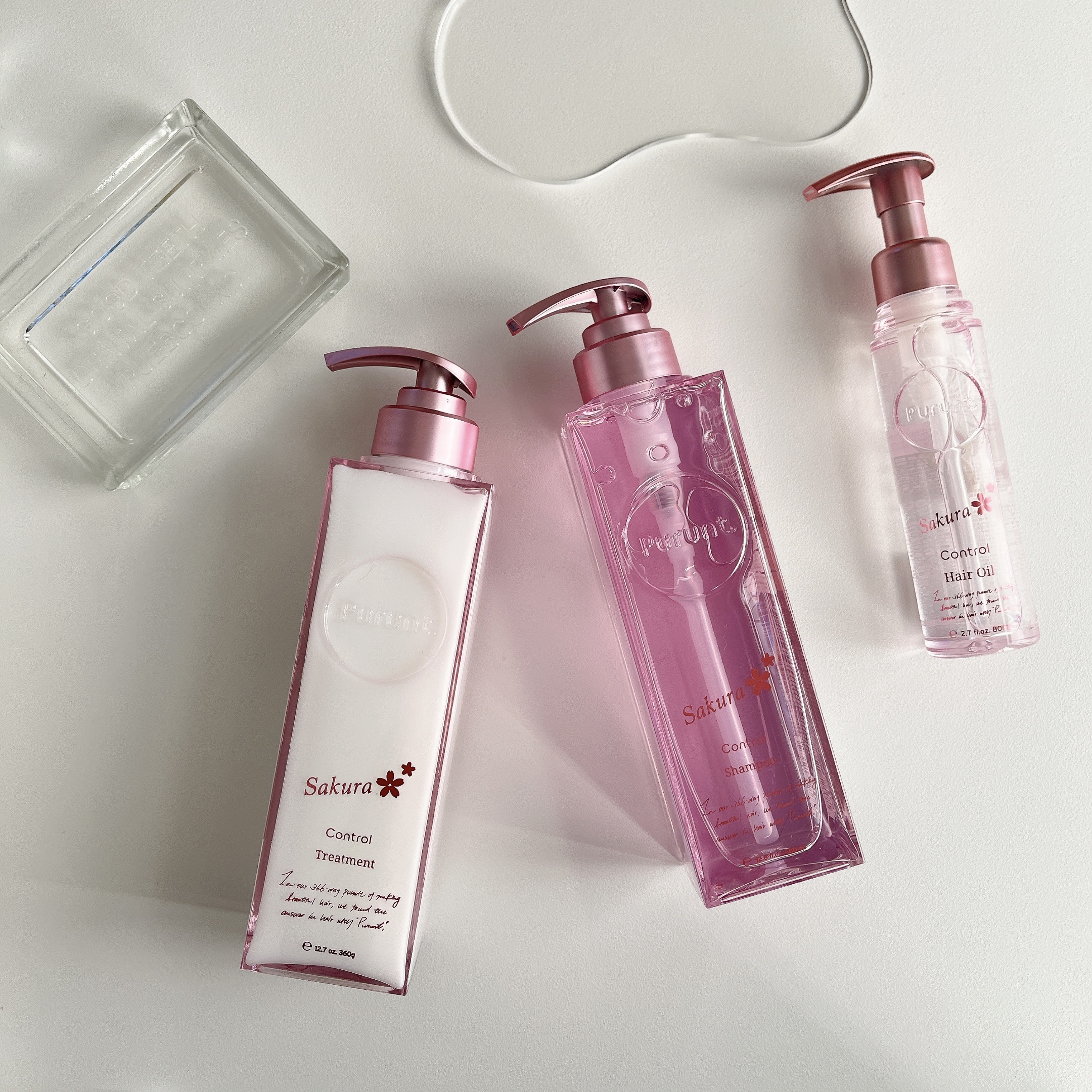 プルント　コントロール美容液ヘアオイル　サクラ  80mL/Purunt./ヘアオイルを使ったクチコミ（1枚目）