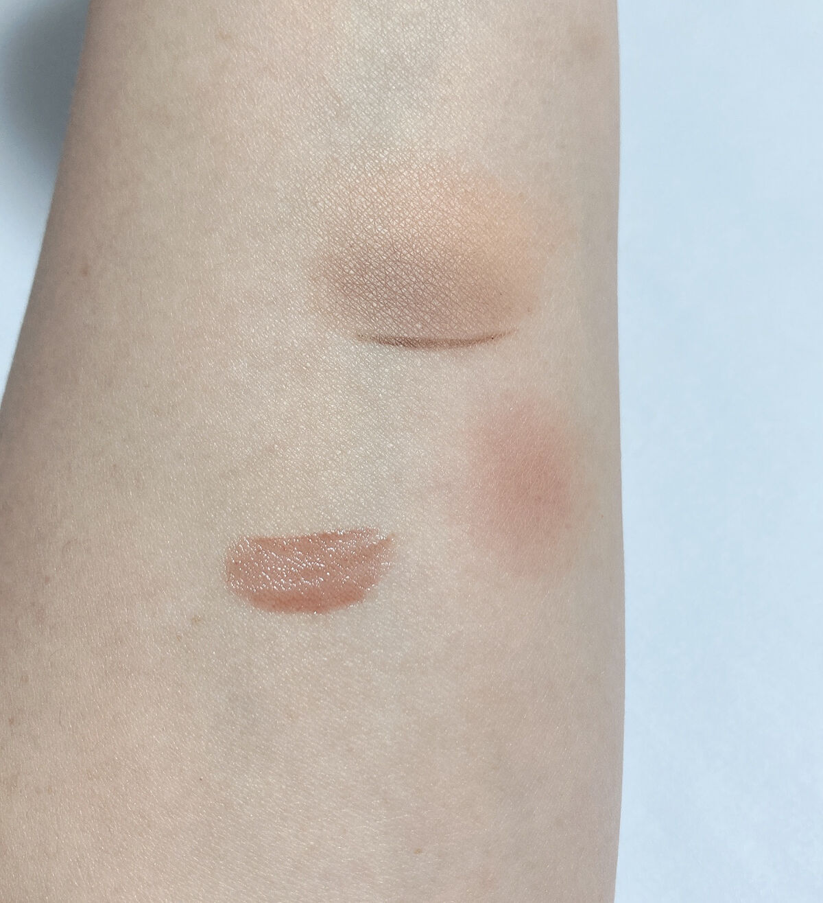 ナチュラル チークN/CEZANNE/パウダーチークを使ったクチコミ（2枚目）