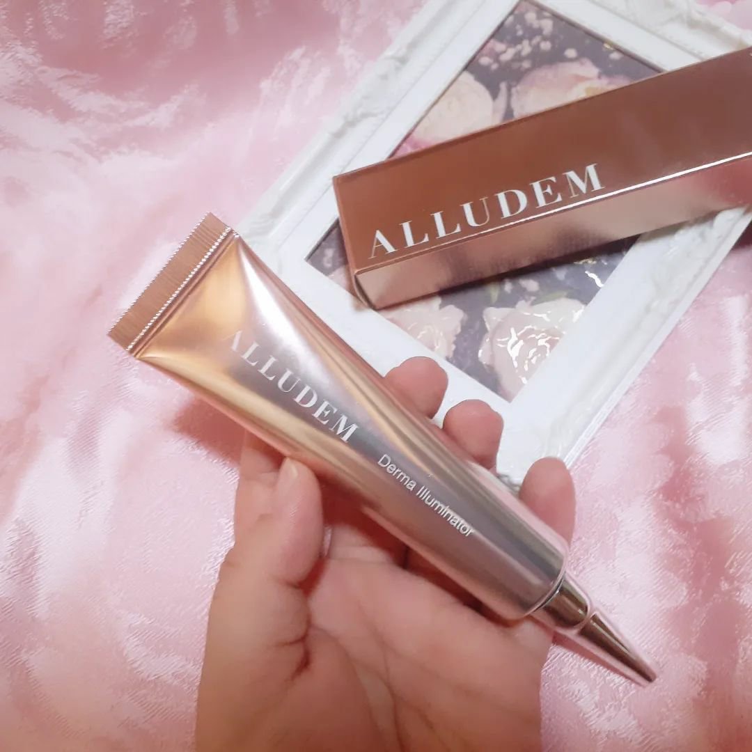 ダーマイルミネーター/ALLUDEM/美容液を使ったクチコミ（2枚目）