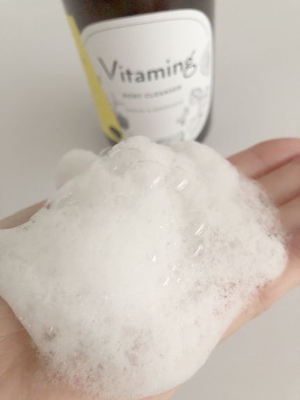 リフレッシングボディソープ(レモン&ベルガモットの香り)/Vitaming/ボディソープを使ったクチコミ(3枚目)