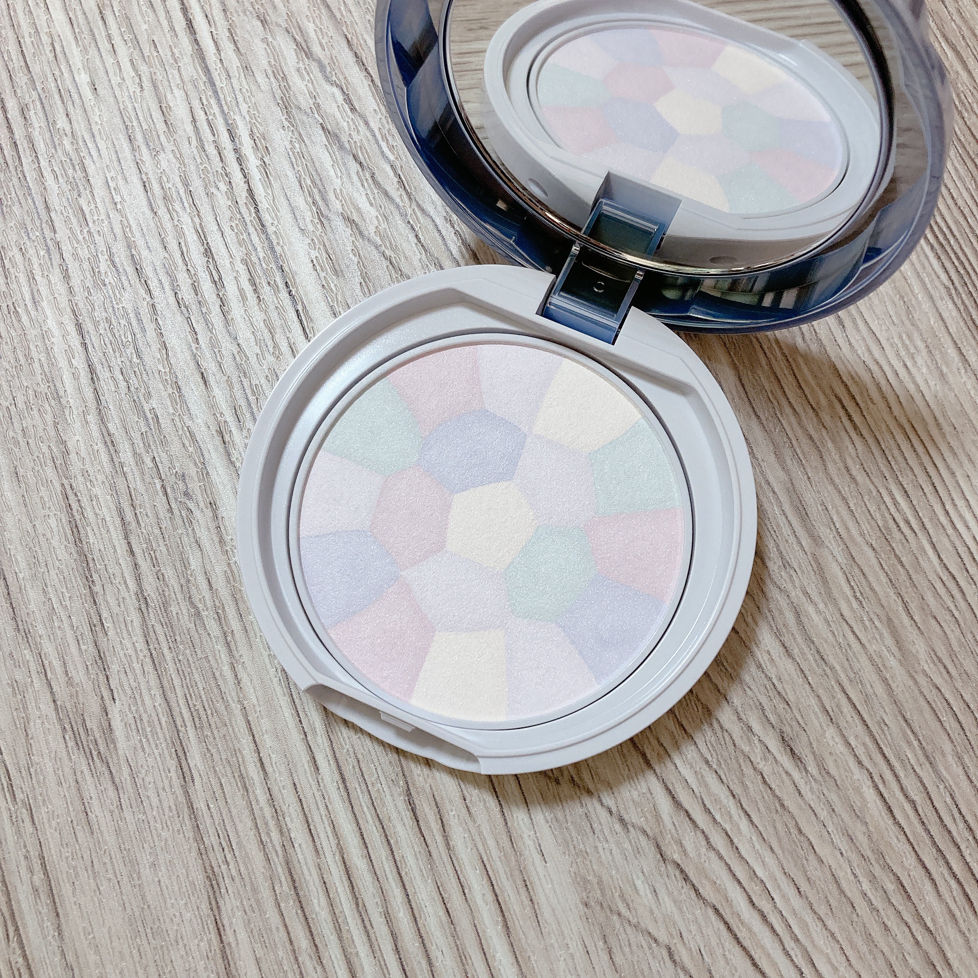 マシュマロフィニッシュパウダー　～Abloom～/キャンメイク/プレストパウダーを使ったクチコミ（2枚目）