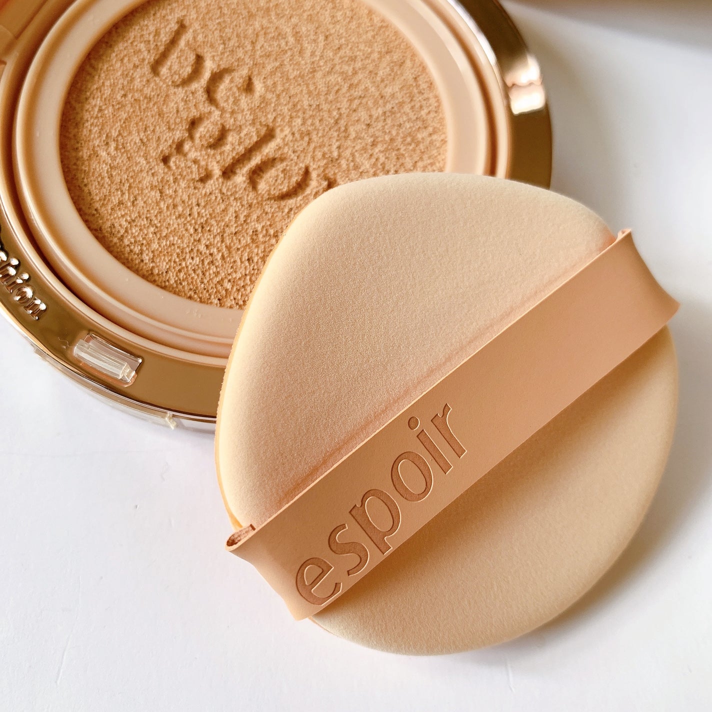 プロテーラービーグロウクッション ニュークラス/espoir/クッションファンデーションを使ったクチコミ(3枚目)