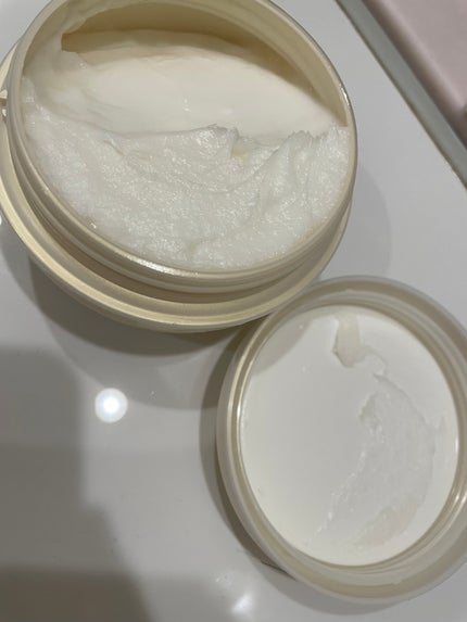 インフェノム インフェノム ヘアトリートメントのクチコミ「インフェノム ヘアトリートメント
美容室専売品
うるおいを髪の内側に定着させ、健康なツヤを与.....」(2枚目)