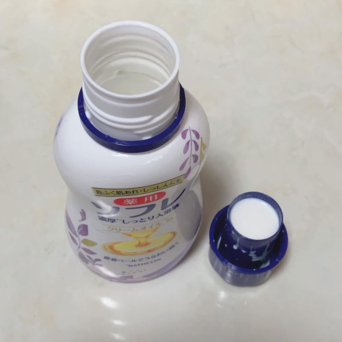 濃厚しっとり入浴液 ホワイトフローラルの香り/薬用ソフレ/保湿系入浴剤を使ったクチコミ(4枚目)