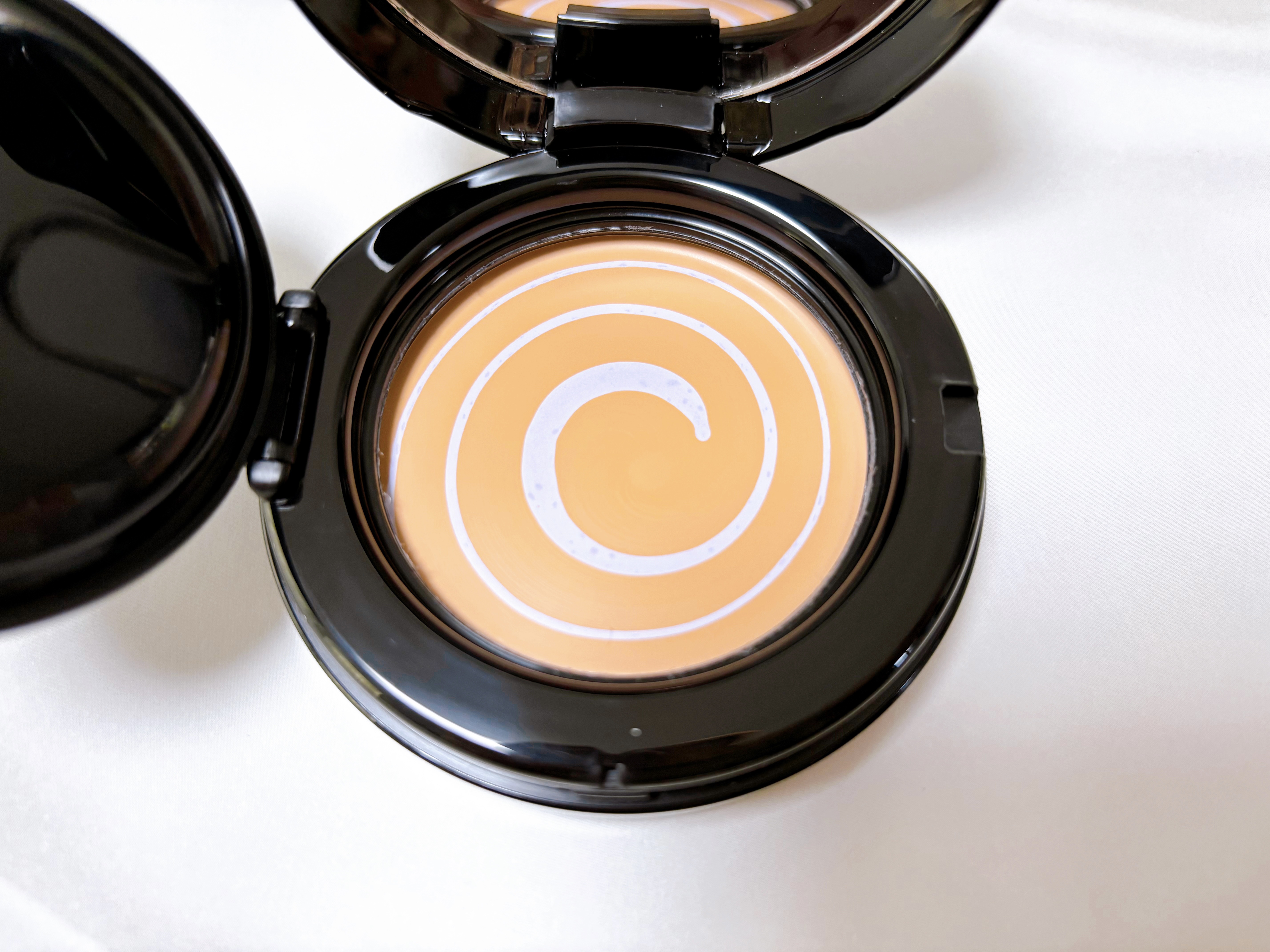 パーフェクトカバーオーロラバームクッション 21号/Chic Blanco/その他ファンデーションを使ったクチコミ（3枚目）