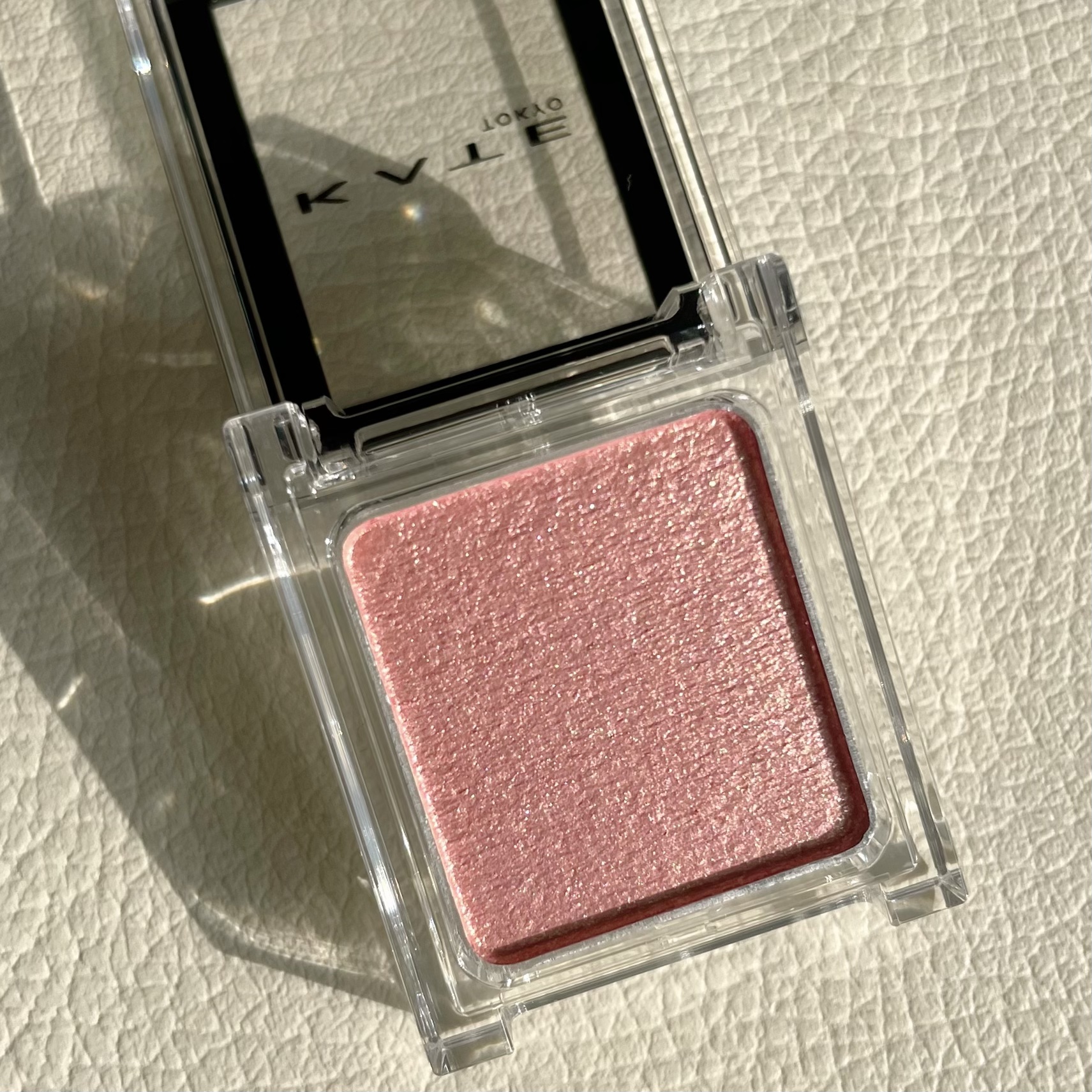 ケイト ザ アイカラー 069 ピンクベージュ/KATE/単色アイシャドウを使ったクチコミ（2枚目）