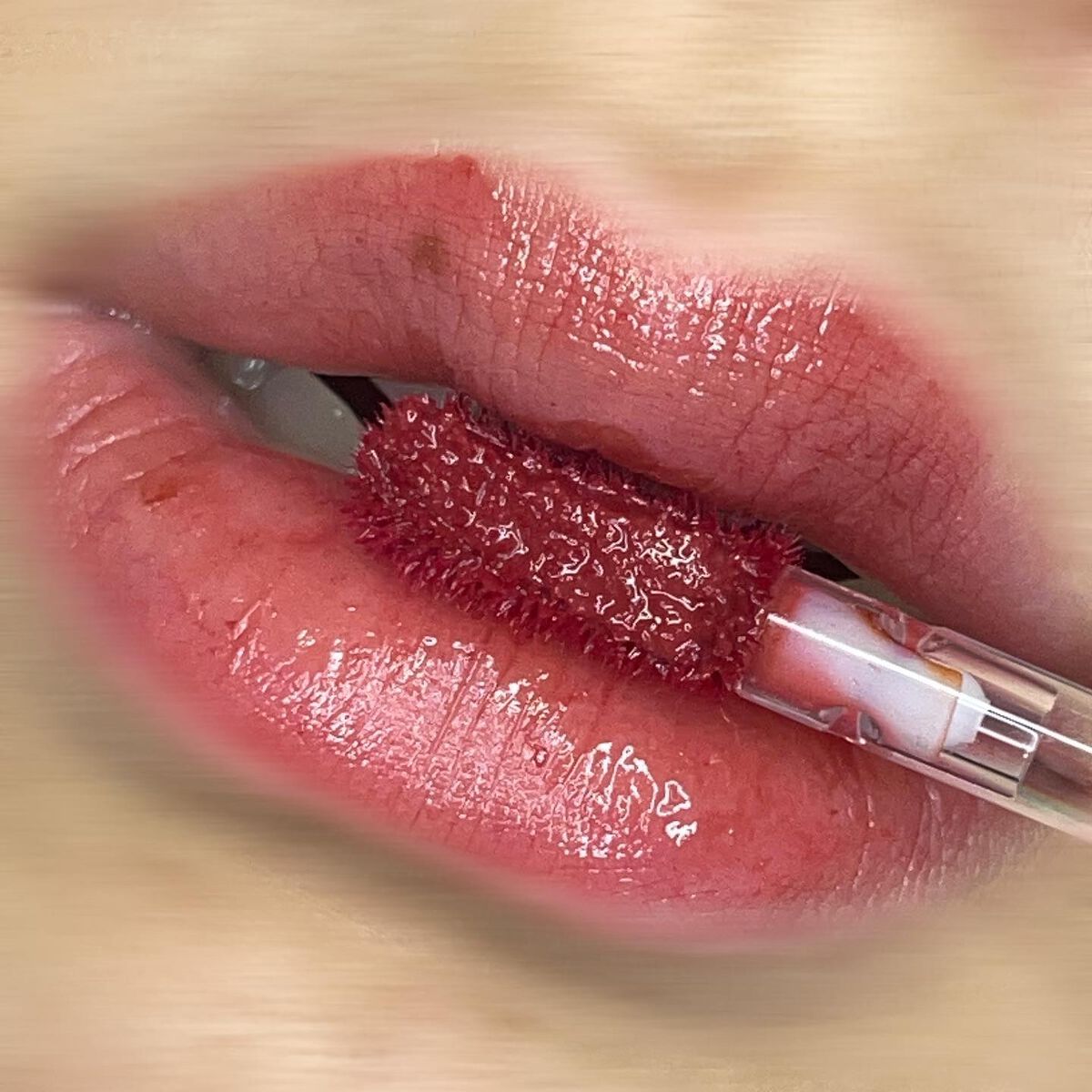 グロウフィットウォーターティント 03 ブリックコーラル/LIZDA/リップティントを使ったクチコミ（3枚目）