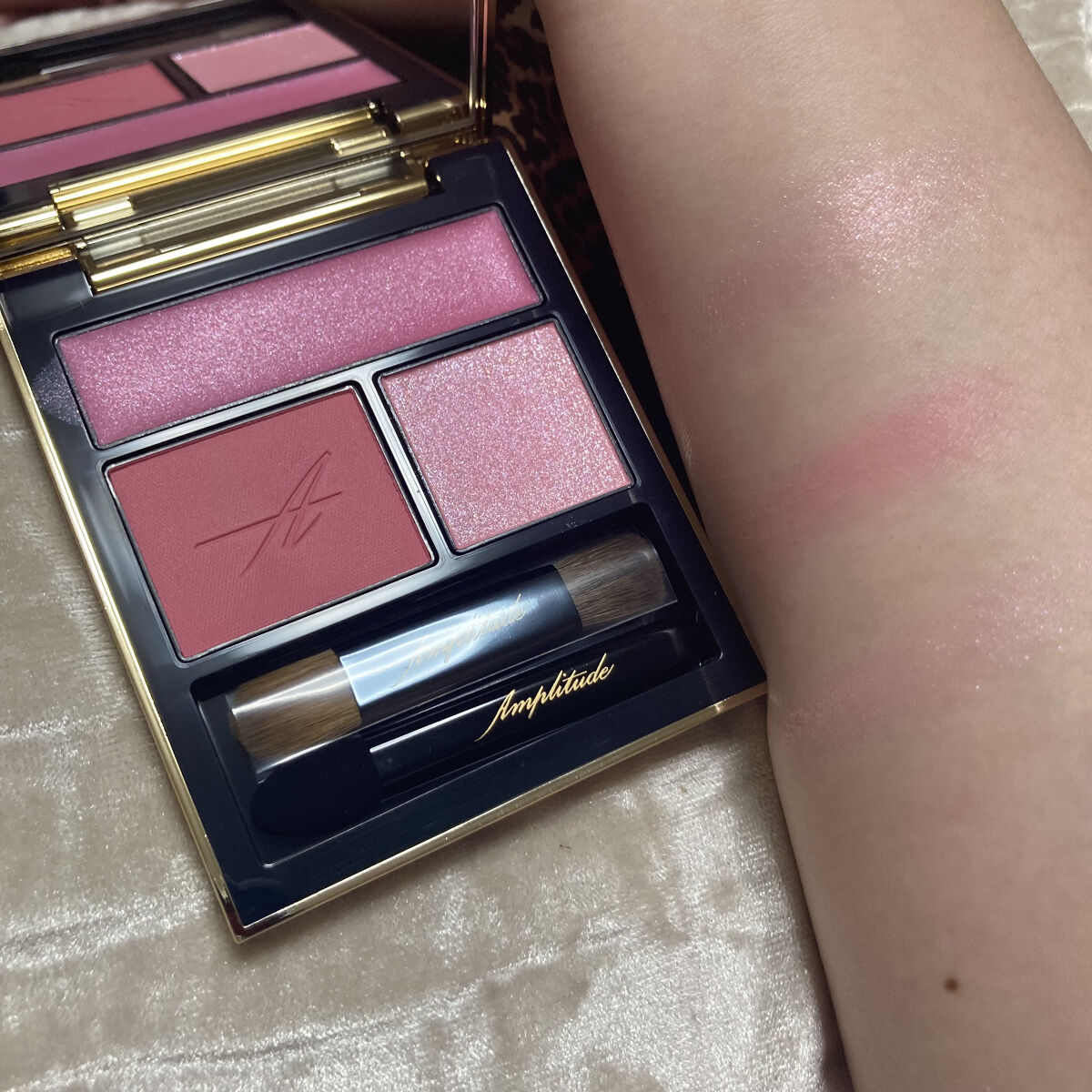コンスピキュアス アイズ 11 ピンク/Amplitude/アイシャドウパレットを使ったクチコミ（3枚目）