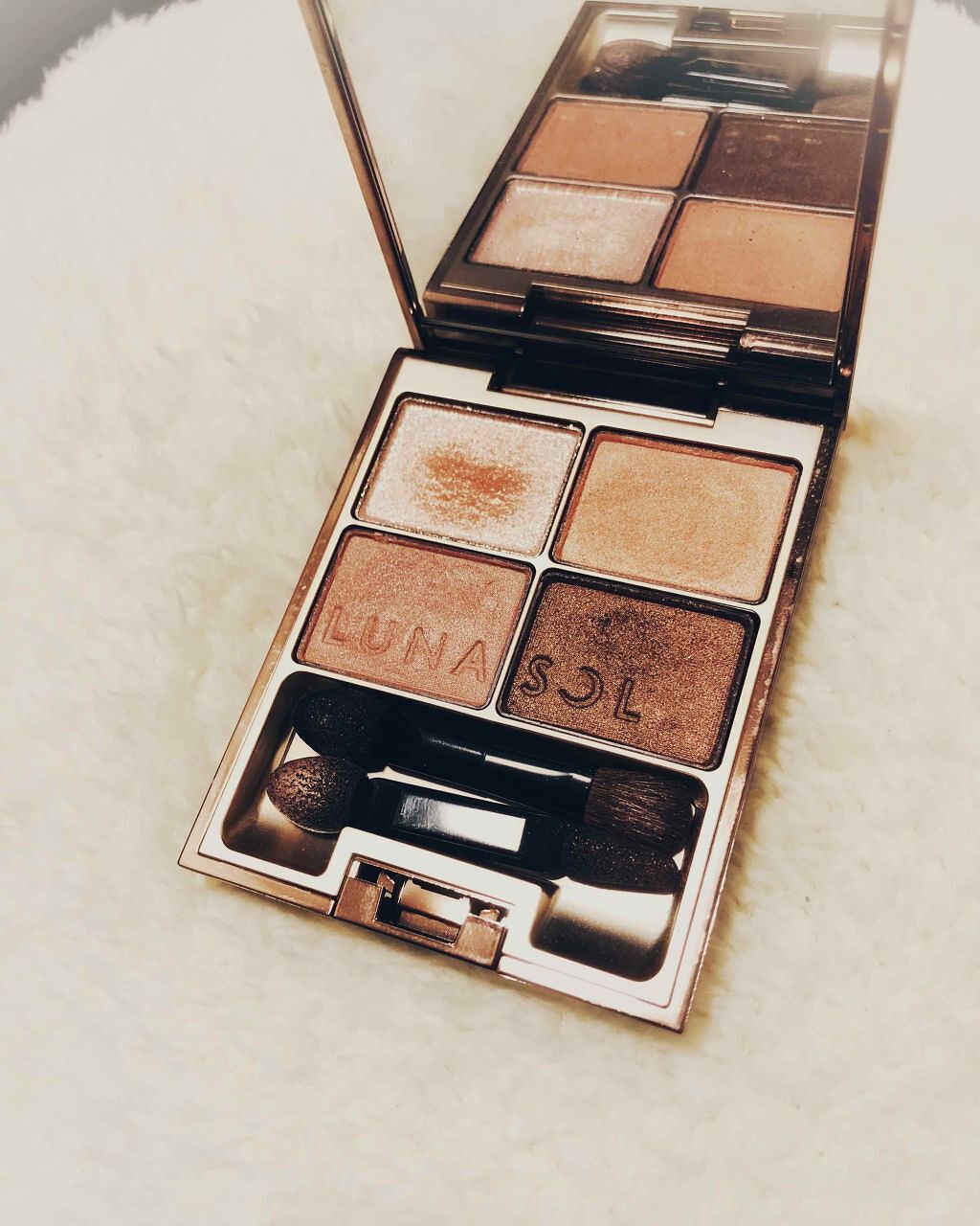 スキンモデリングアイズ/LUNASOL/アイシャドウパレットを使ったクチコミ（1枚目）