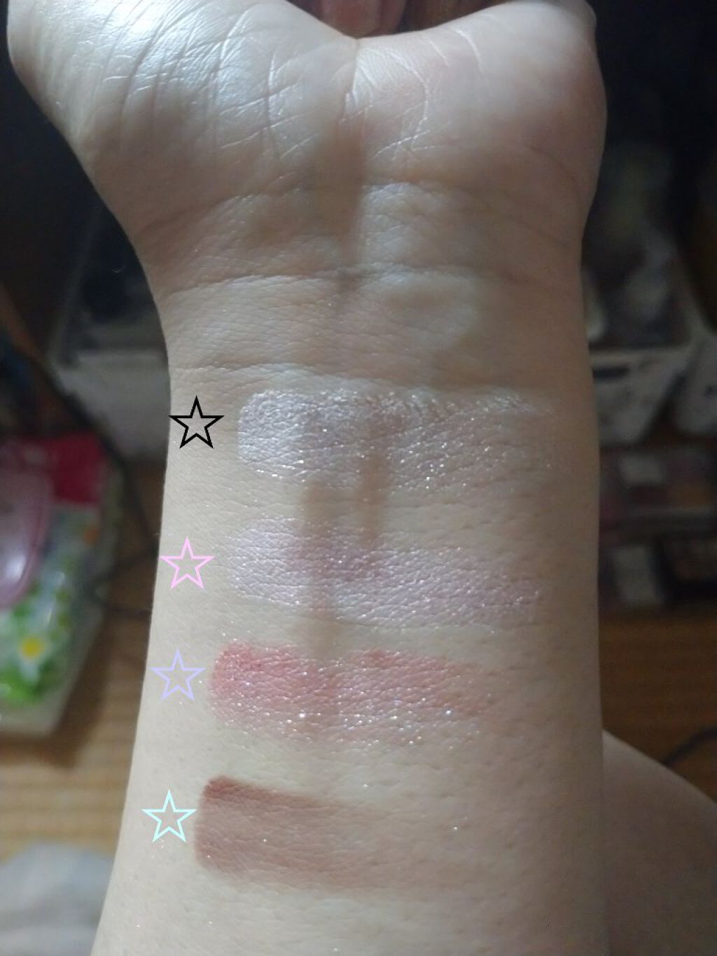 GENE TOKYO リラクシーアイシャドウ/DAISO/アイシャドウパレットを使ったクチコミ（2枚目）