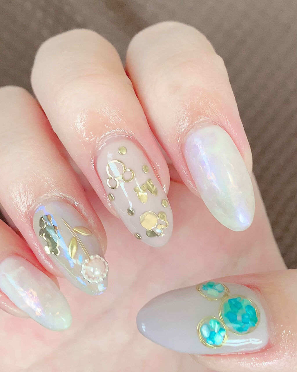 セリアのネイルチップ・パーツ ワイヤーネイル＆ネイルパーツを使った