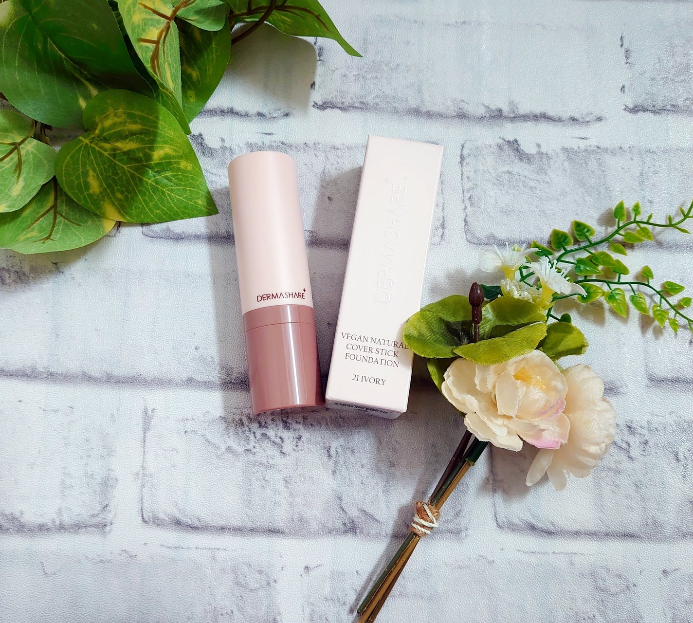 ヴィーガンナチュラルカバースティックファンデーション/DERMASHARE/その他ファンデーションを使ったクチコミ(1枚目)