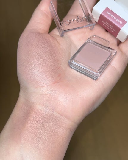 スライドインシングル/rom&nd/単色アイシャドウを使ったクチコミ(2枚目)