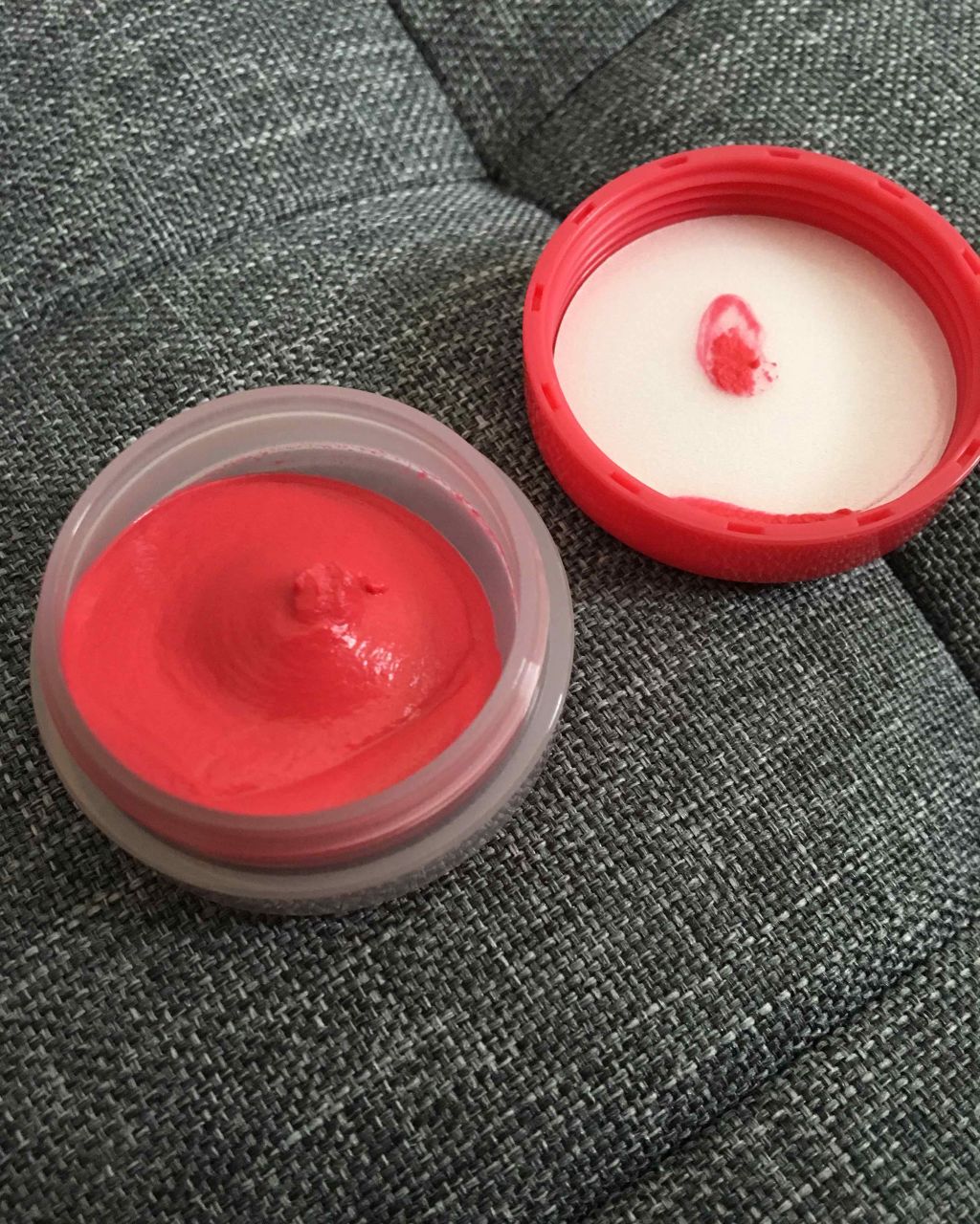 スフレチーク Souffle/DAISO/ジェル・クリームチークを使ったクチコミ(3枚目)