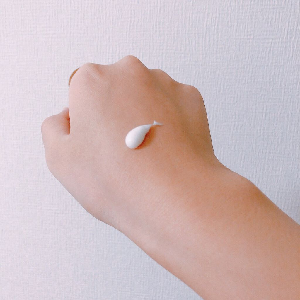 ホワイトフローラル ハンドクリーム/JILL STUART/ハンドクリームを使ったクチコミ(4枚目)