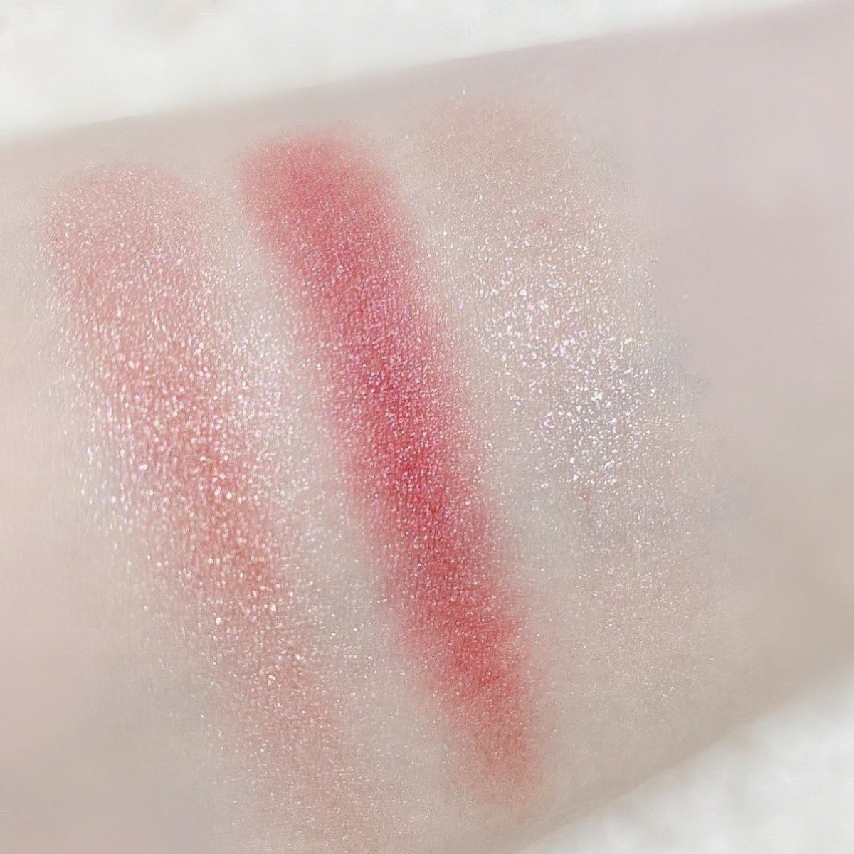 ジューシーピュアアイズ/キャンメイク/アイシャドウパレットを使ったクチコミ（3枚目）