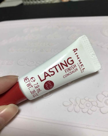 リンメル ラスティングフィニッシュ コンシーラーのクチコミ「RIMMEL ラスティングフィニッシュコンシーラー 001

もっと早く出会っておけば…3号。.....」（1枚目）