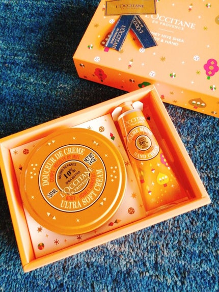 ハニーハイヴ シア ハンドクリーム/L'OCCITANE/ハンドクリームを使ったクチコミ(1枚目)