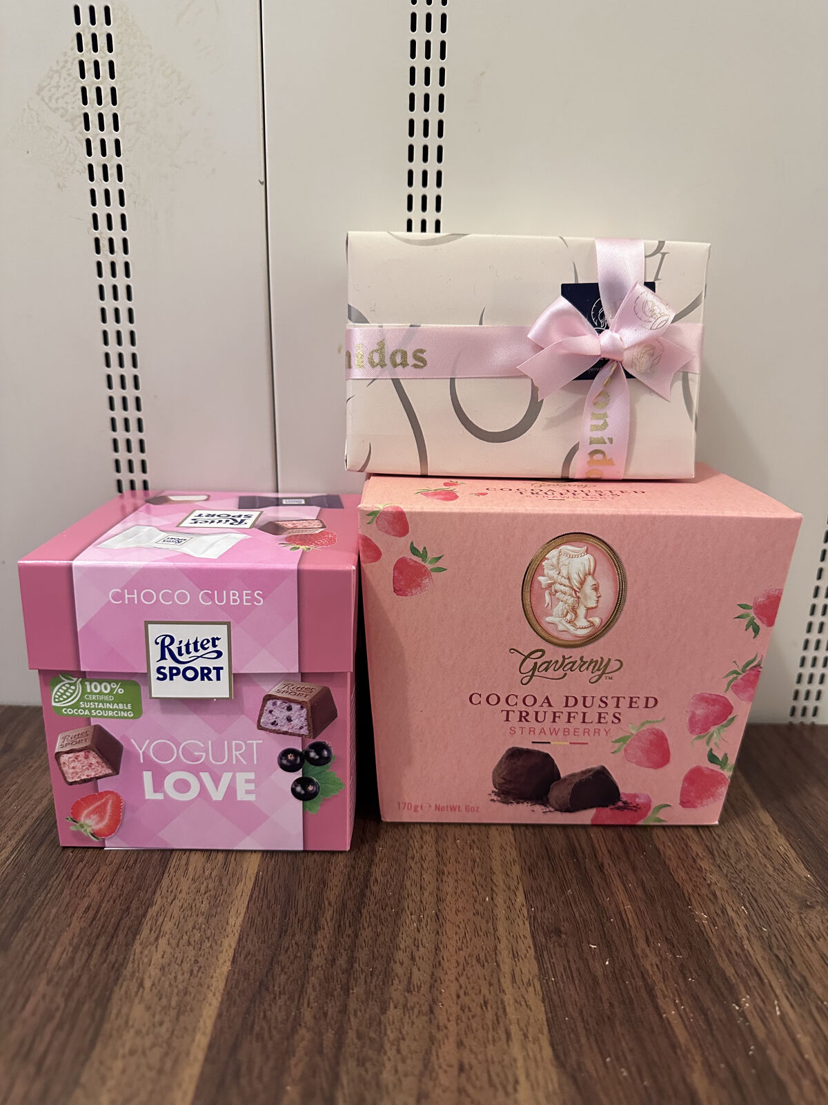 ヴェルニ ロング トゥニュ 528 ルージュ ピュイサン/CHANEL/マニキュアを使ったクチコミ（2枚目）