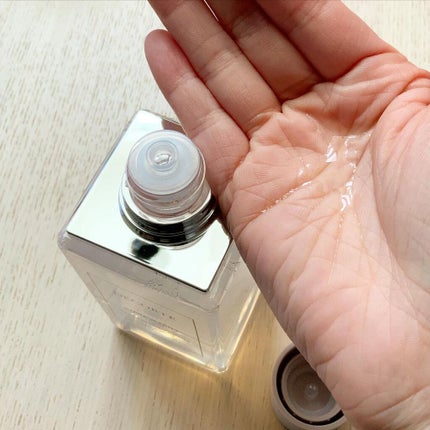 イドラクラリティ 薬用 トリートメント エッセンス ウォーター/DECORTÉ/化粧水を使ったクチコミ(1枚目)