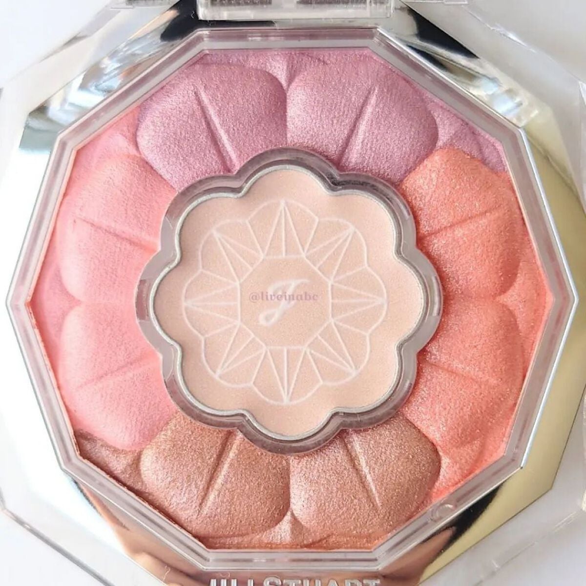 ジルスチュアート ブルームクチュール アイズ/JILL STUART/アイシャドウパレットを使ったクチコミ(3枚目)