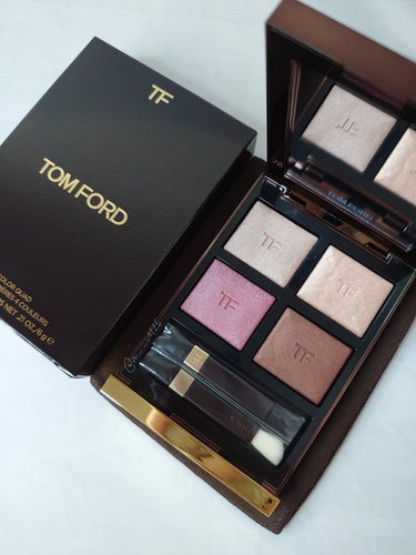 アイ カラー クォード/TOM FORD BEAUTY/パウダーアイシャドウを使ったクチコミ（1枚目）