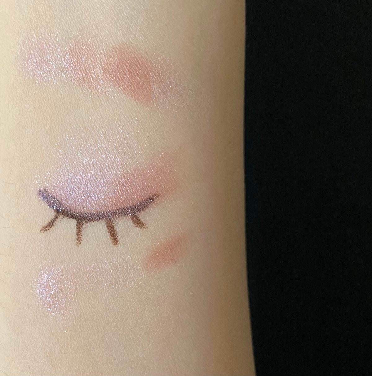 リアルクローズシャドウ/excel/アイシャドウパレットを使ったクチコミ(3枚目)