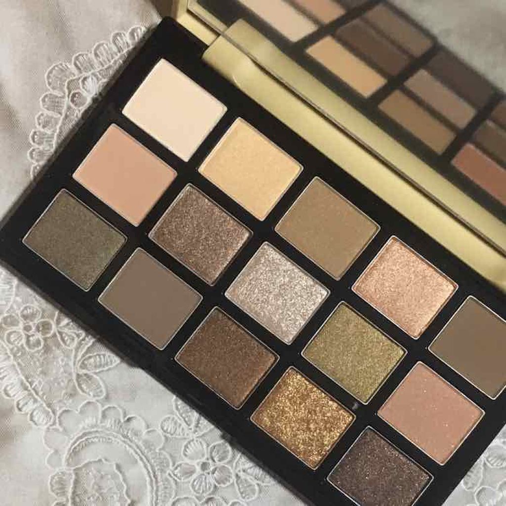 プレイカラーアイパレット トレンチコートショールーム/ETUDE/アイシャドウパレットを使ったクチコミ（1枚目）