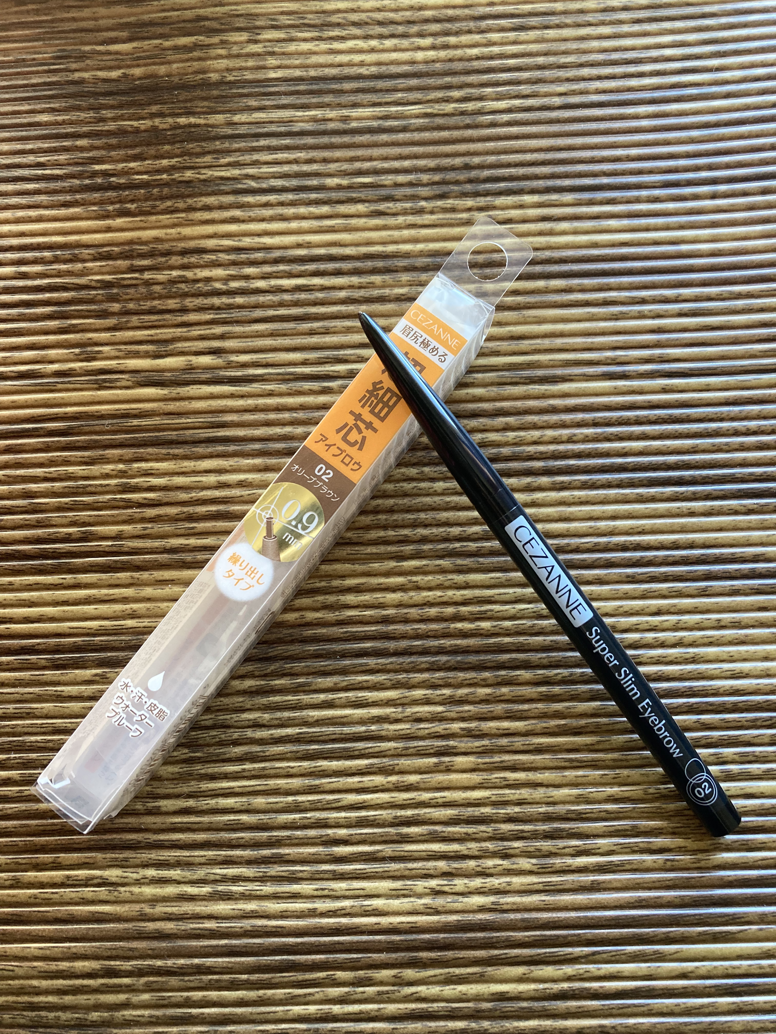 カラーリングアイブロウ/ヘビーローテーション/眉マスカラを使ったクチコミ（1枚目）