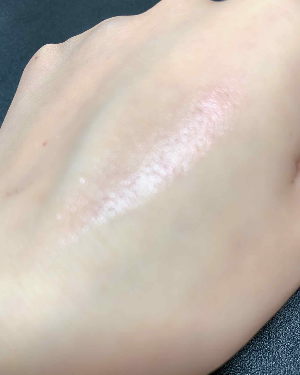 すっぴんリップティント/クラブ/リップケアを使ったクチコミ(2枚目)