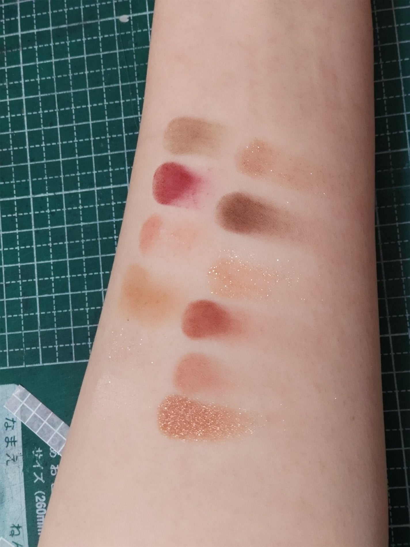 エクスプローラ12色 動物アイシャドウパレット/PERFECT DIARY/アイシャドウパレットを使ったクチコミ(2枚目)