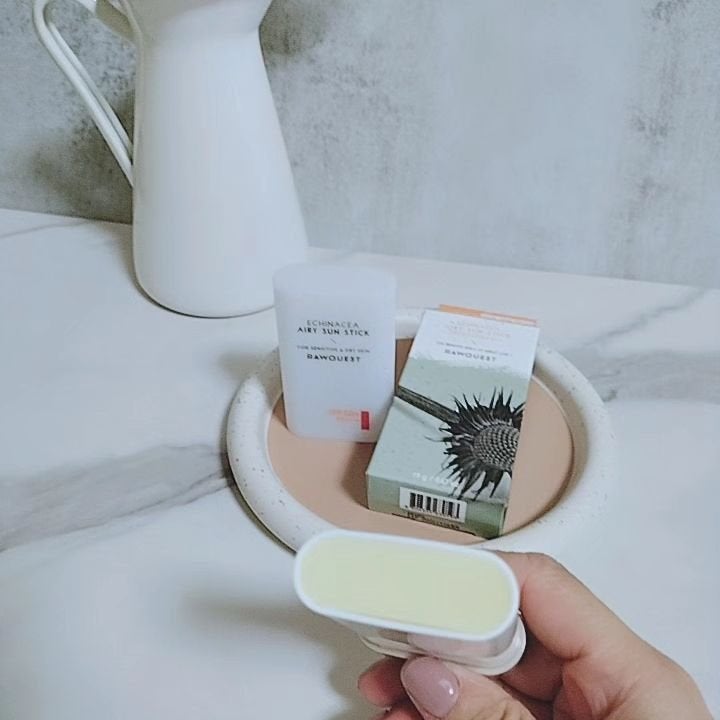 エネキシア エアリーサンスティック/RAWQUEST/日焼け止めスティックを使ったクチコミ(3枚目)