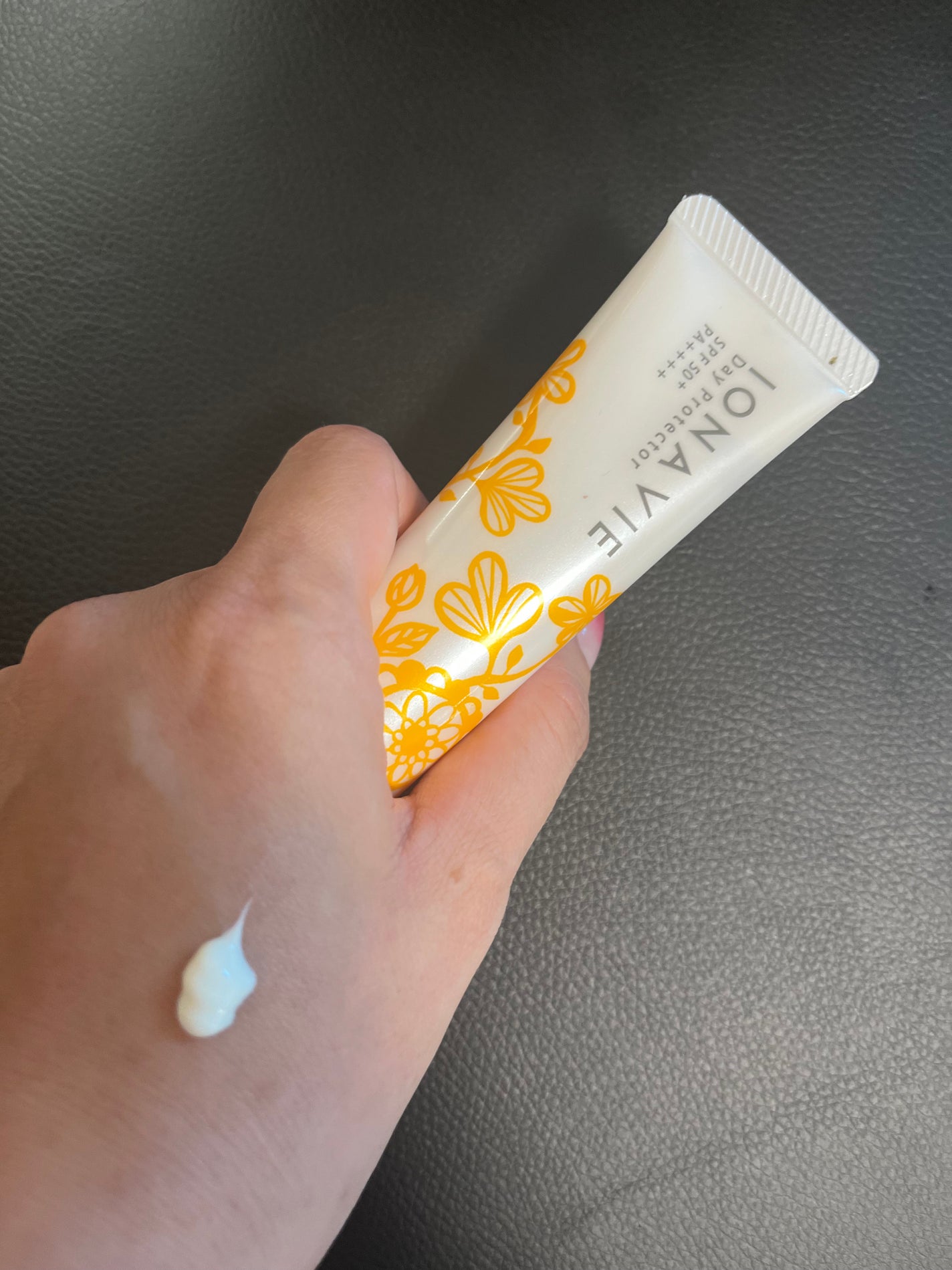 デイ プロテクター/イオナヴィー/化粧下地を使ったクチコミ(2枚目)