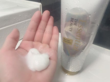 髪のキメ美容バリアトリートメント/エッセンシャル/洗い流すヘアトリートメントを使ったクチコミ(5枚目)